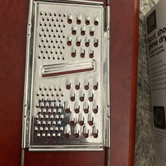 Vintage Ekco USA Stainless Steel Cheese Graters Shredders Slicers - Picture 2 of 4